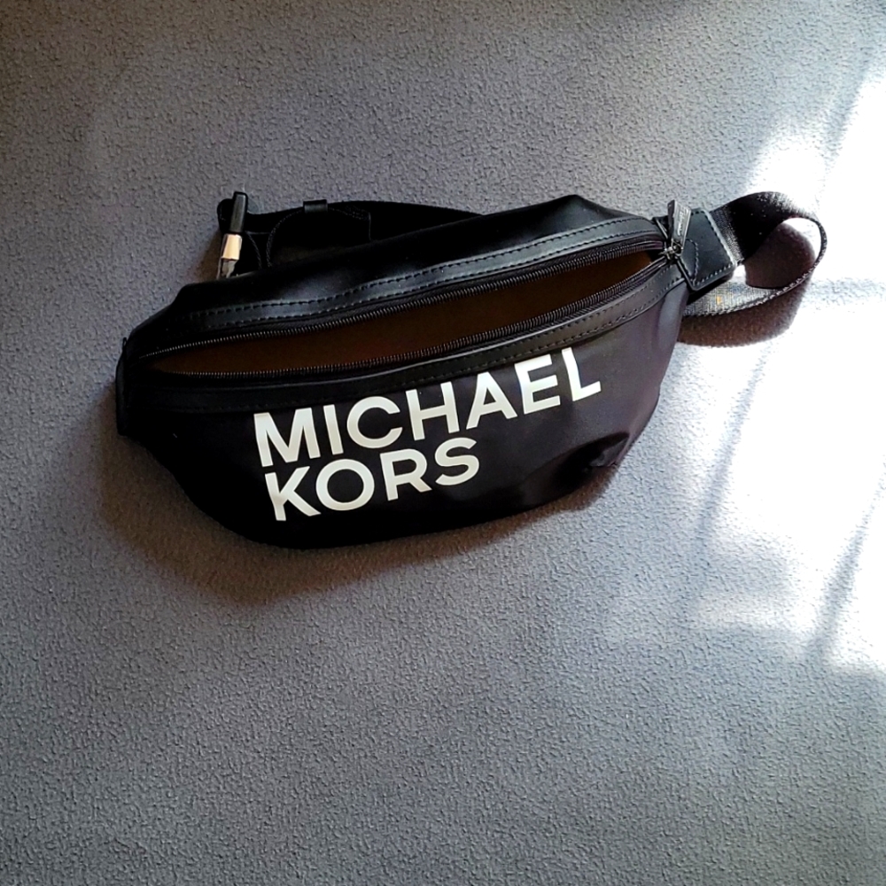 Micheal Kors Bag